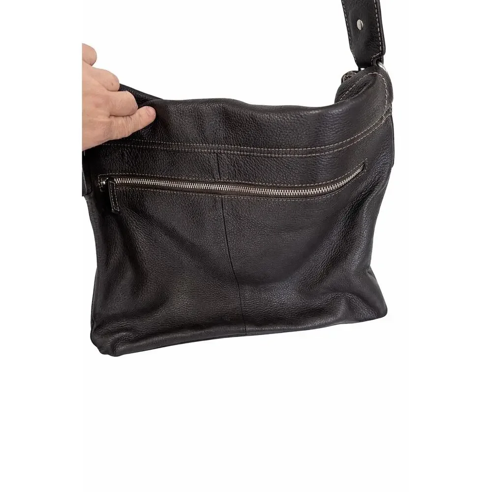 Levenger Black Leather Laptop Messenger Bag Plaid Lined Quiet Luxury Officecore